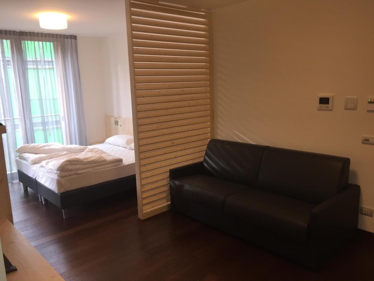 Komodo Short Stay Apartments Trento Dış mekan fotoğraf