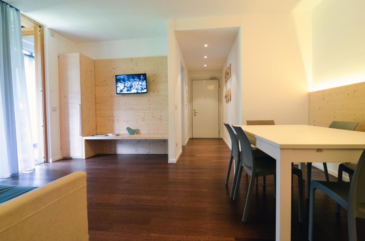 Komodo Short Stay Apartments Trento Dış mekan fotoğraf
