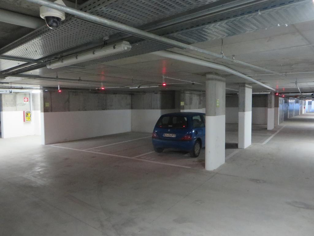 Komodo Short Stay Apartments Trento Oda fotoğraf